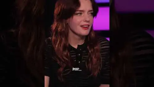 replay de Roxane Mesquida n'a honte de RIEN !