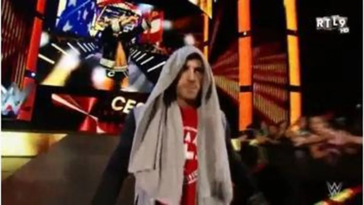 replay de RTL9 RAW CESARO VS BIG SHOW