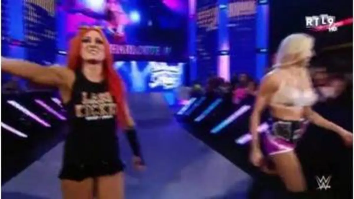 replay de RTL9 RAW MIZTV CHARLOTTE BECKY LYNCH