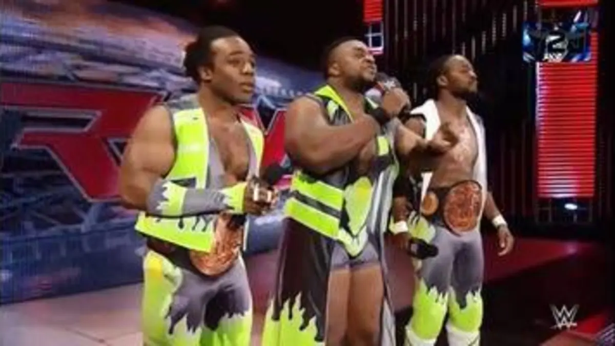 replay de RTL9 RAW RANDY ORTON CONFRONTE ROMAN REIGNS