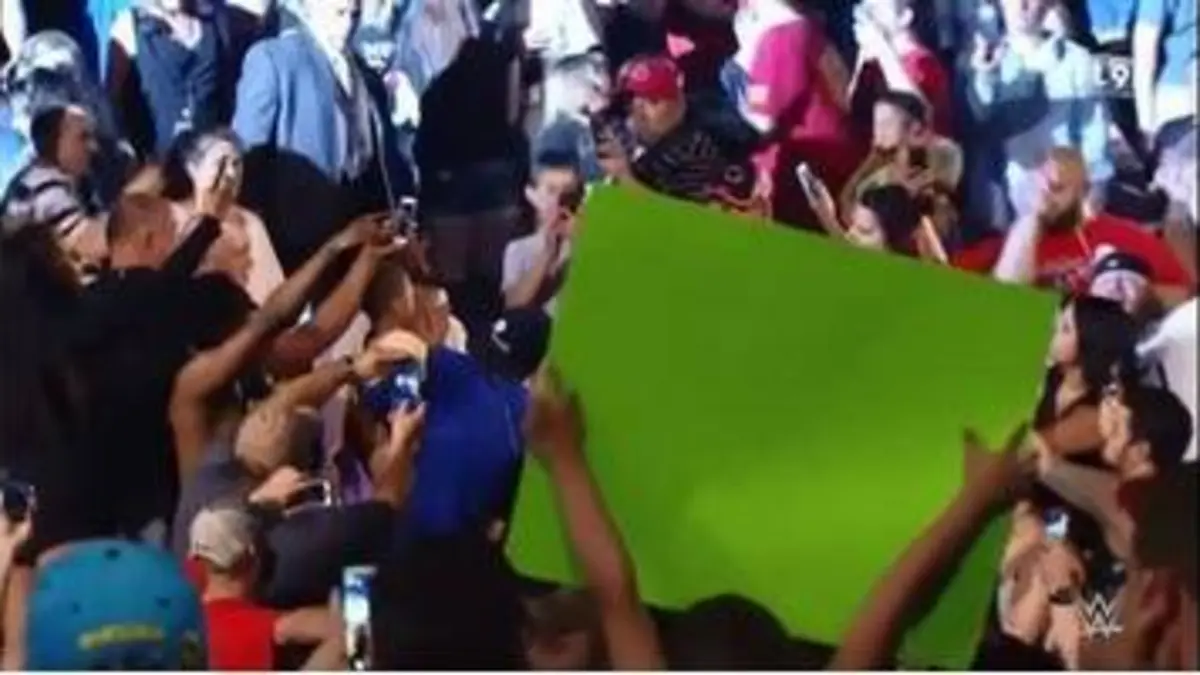 replay de RTL9 RAW ROMAN REIGNS VS KANE