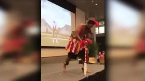 replay de Ryder Cup - Finau fête sa sélection avec une danse polynésienne