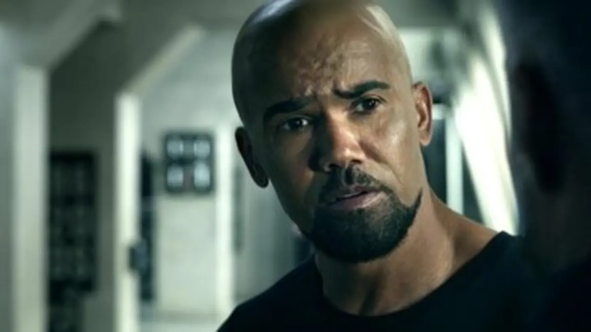 replay de S.W.A.T. - S04 E15 - Braquages en direct