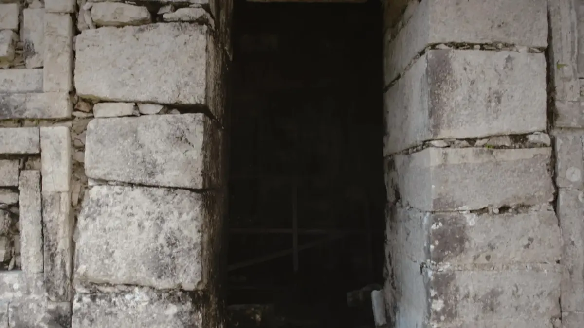 S1E1 - Chichén Itzá