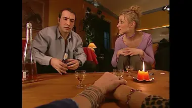 S2E11 - Reçoivent des amies gays