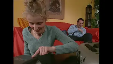 S2E21 - À la maison (1)