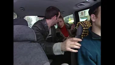 S2E8 - Dans un taxi (1)