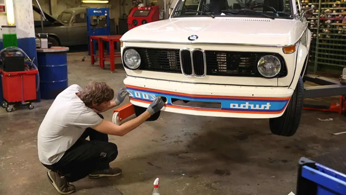 S5E5 - BMW 2002 Turbo