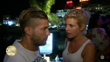 S6 E48 - Les ch'tis dans la Jet Set