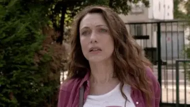 Sam - S04 E01 - Simon