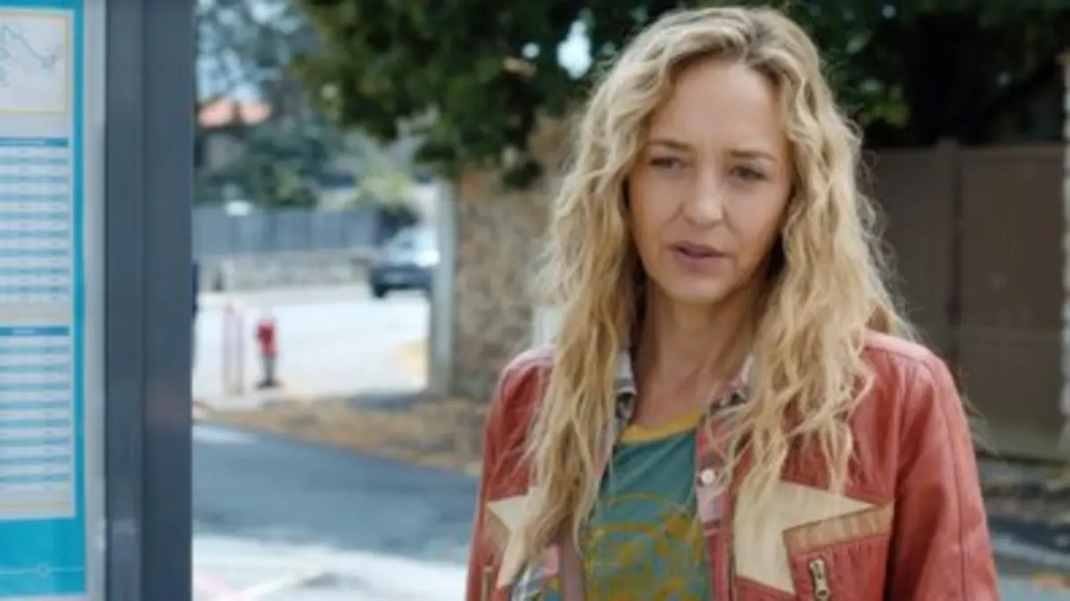 replay de Sam - S08 E01 - Jade