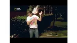 Science of stupid - Comment faire tourner sa guitare autour de soi ?