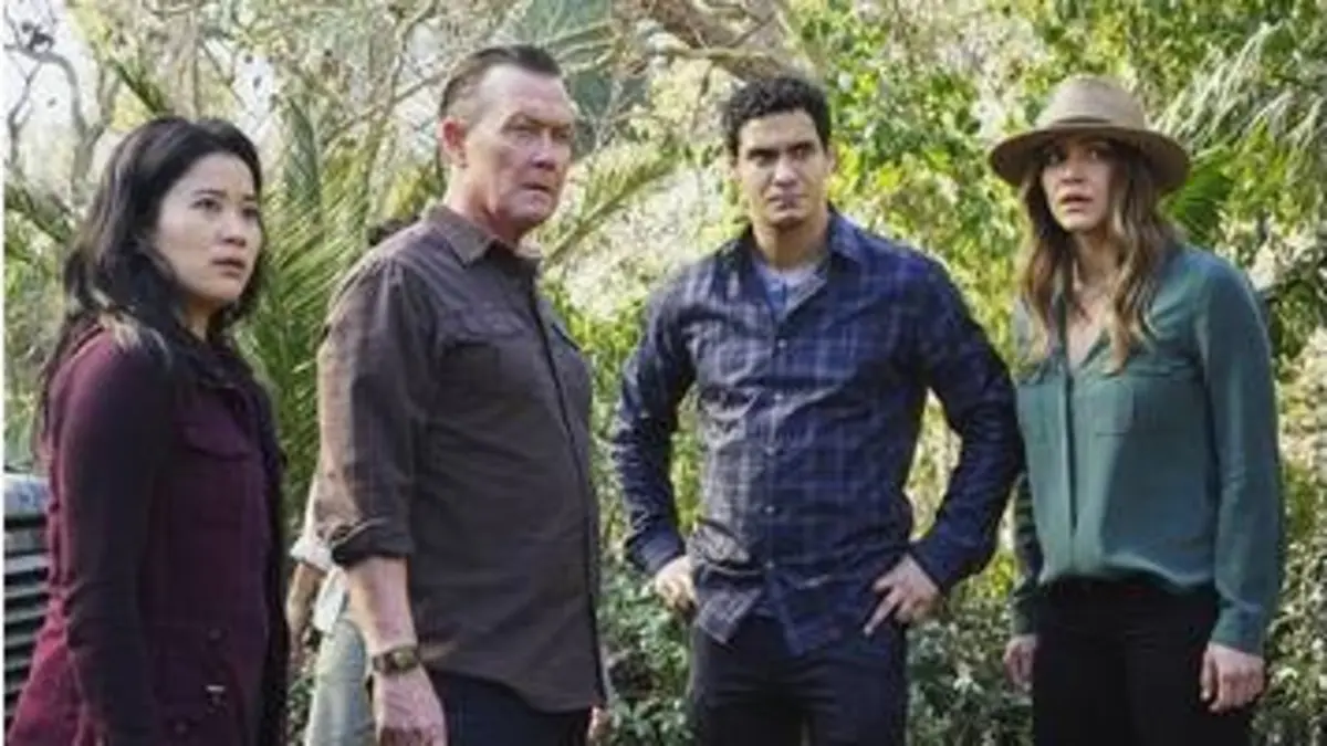 replay de Scorpion : S3 E20 - Deux filles dans le vent