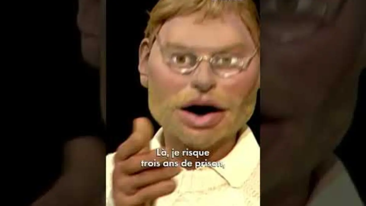 replay de Se moquer du paranormal est dangereux ! #Shorts #Humour #Paranormal #LesGuignols