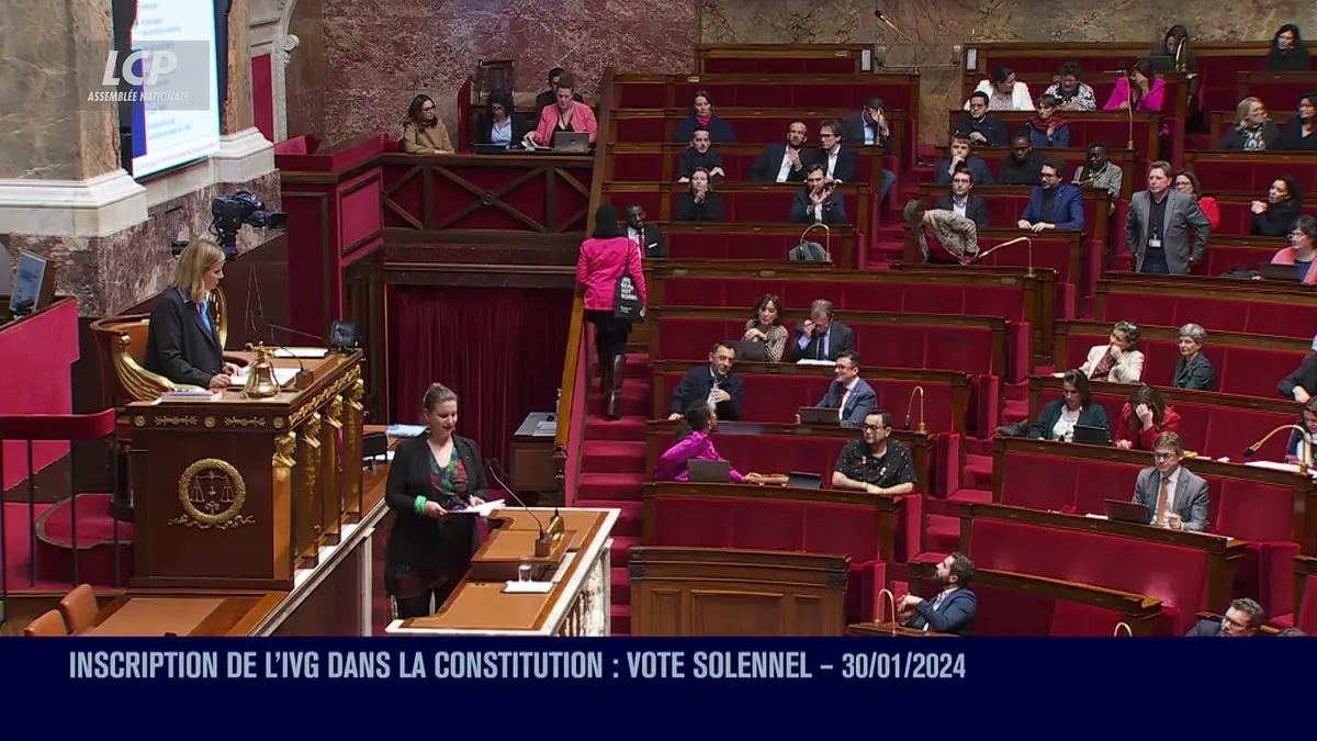 replay de Séance publique à l'Assemblée nationale - IVG dans la Constitution : vote solennel - 30/01/2024