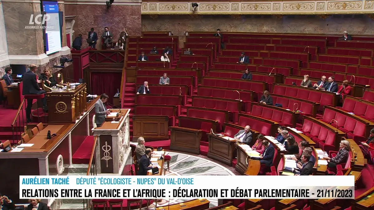 replay de Séance publique à l'Assemblée nationale - Relations entre la France et l'Afrique : débat à l'Assemblée nationale - 21/11/2023