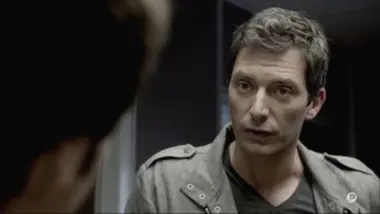 Section de recherches - S08 E02 - L'arrivée