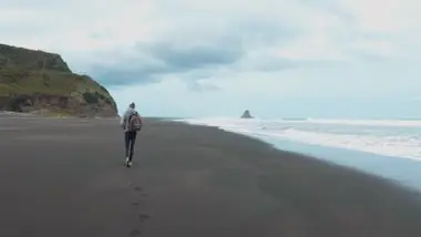 Si tu m’attends, tu vas m’attendre toute ma vie