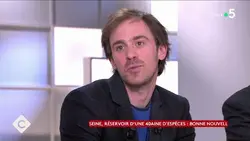 Silure : une pêche, en plein Paris, filmée par Jamel Debbouze