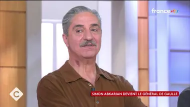 Simon Abkarian devient le Général de Gaulle