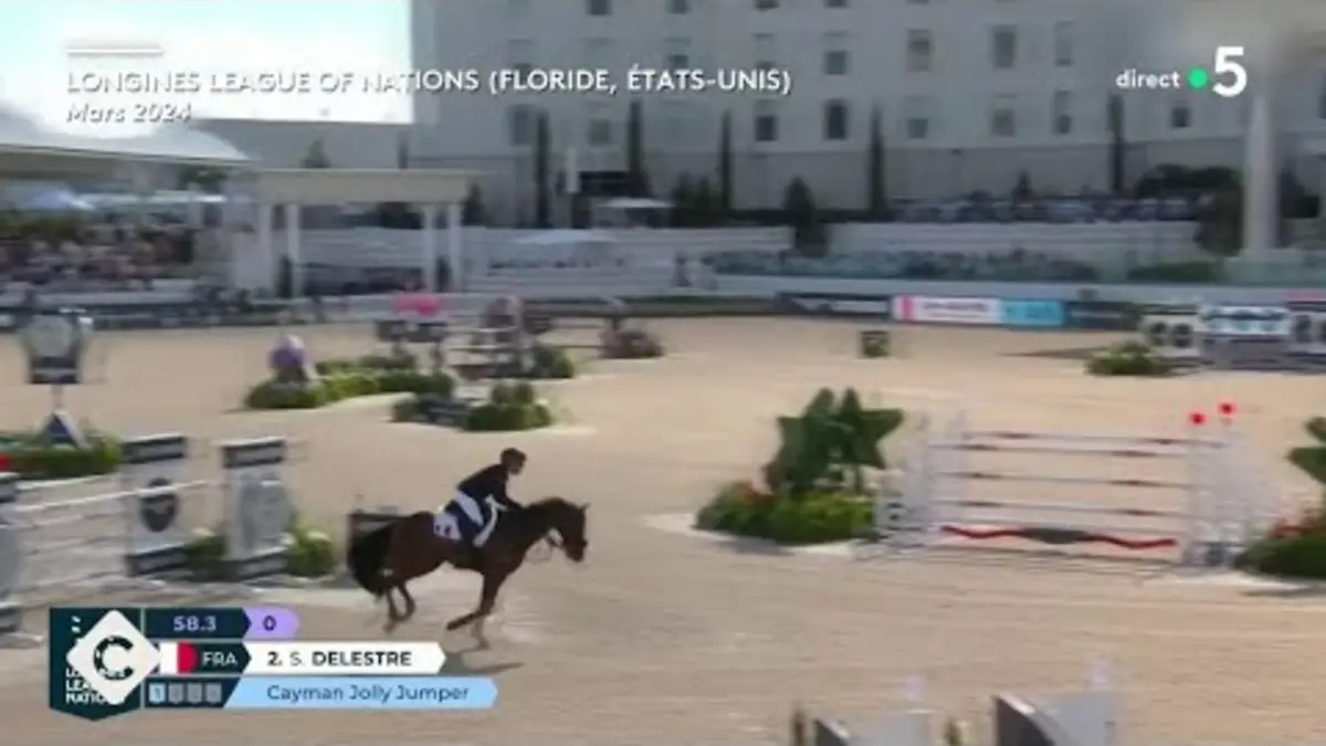 replay de Simon Delestre, champion de saut d’obstacles - C à Vous - 29/04/2024