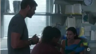 Siren : S2 E3 - La loi du plus fort