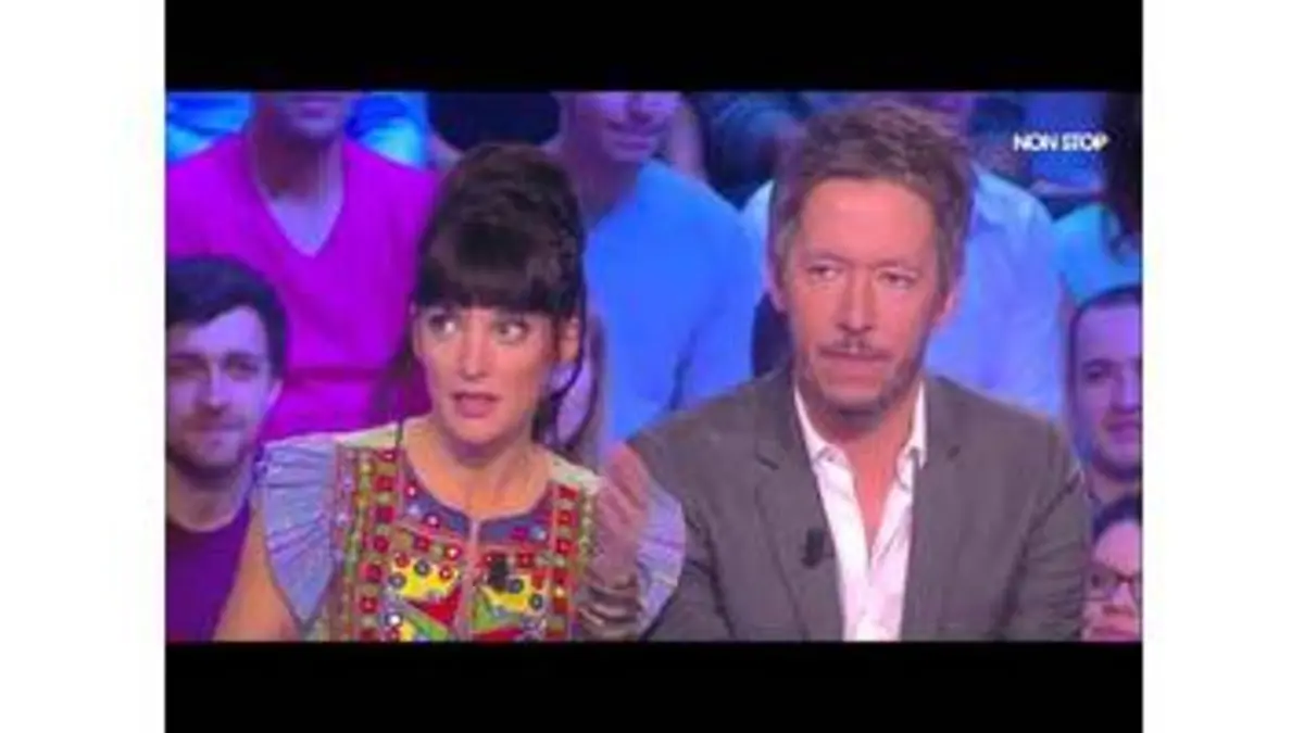 replay de Sous hypnose, Erika Moulet est persuadée de voir un film X sur le grand écran du plateau