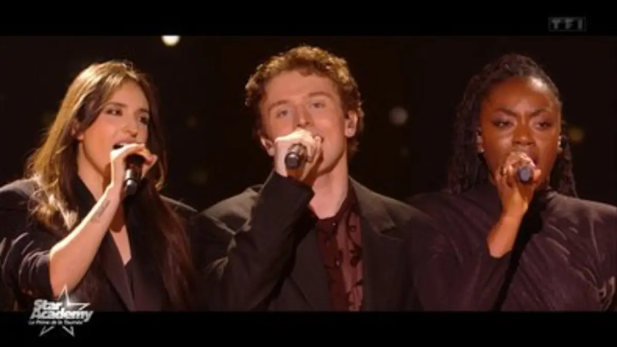replay de Star Academy 2025 - Ambre, Bastiaan et Sarah chante « Let's Talk About Love » de Céline Dion