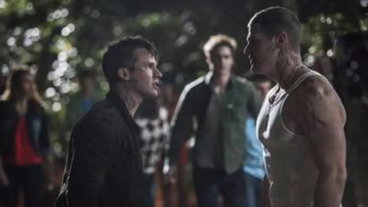 replay de Star-Crossed : Saison 1 épisode 1