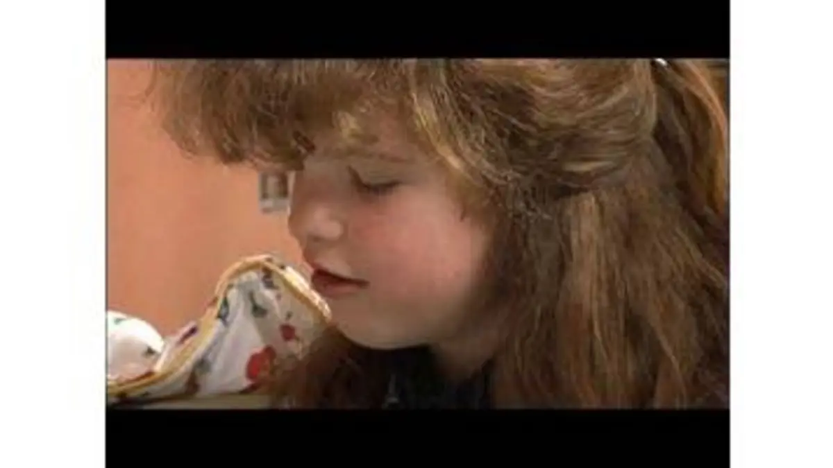 replay de STRIP TEASE - Première Boum