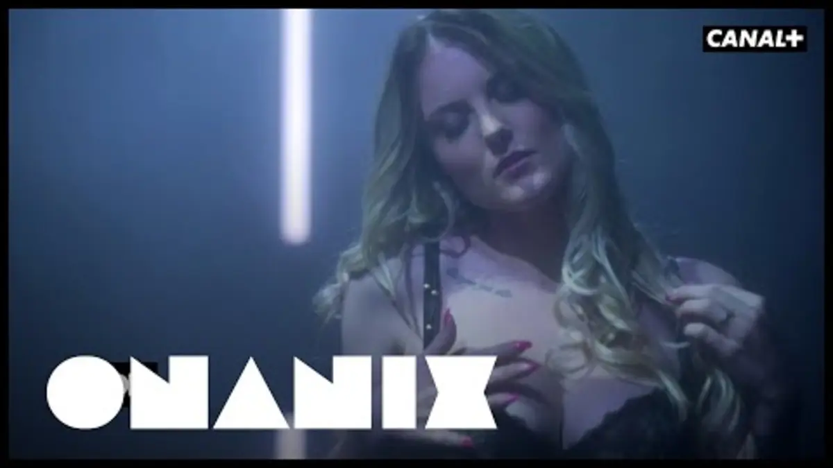 replay de Striptease sexy de Mrs B