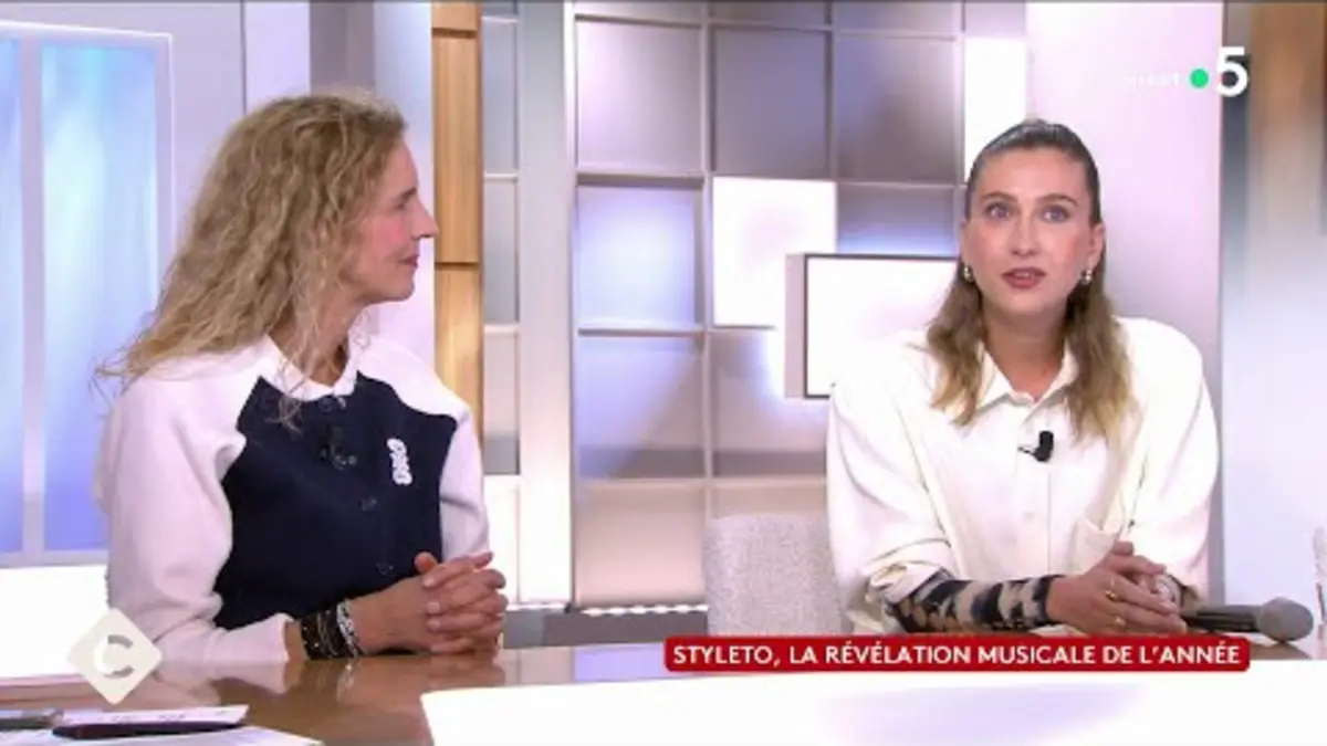 replay de Styleto, la révélation musicale de l’année - C à Vous - 10/10/2024