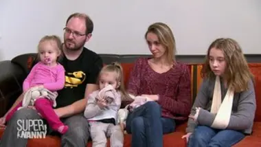 Super Nanny - Super Nanny à la montagne : elle va tout tenter pour réconcilier une famille recomposée