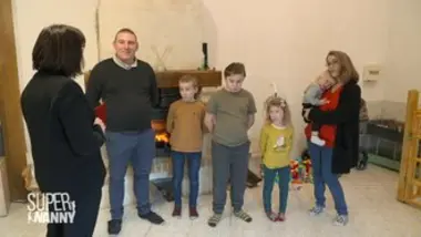 Super Nanny - Super Nanny dans le pré: elle vient au secours d'une famille d'agriculteurs