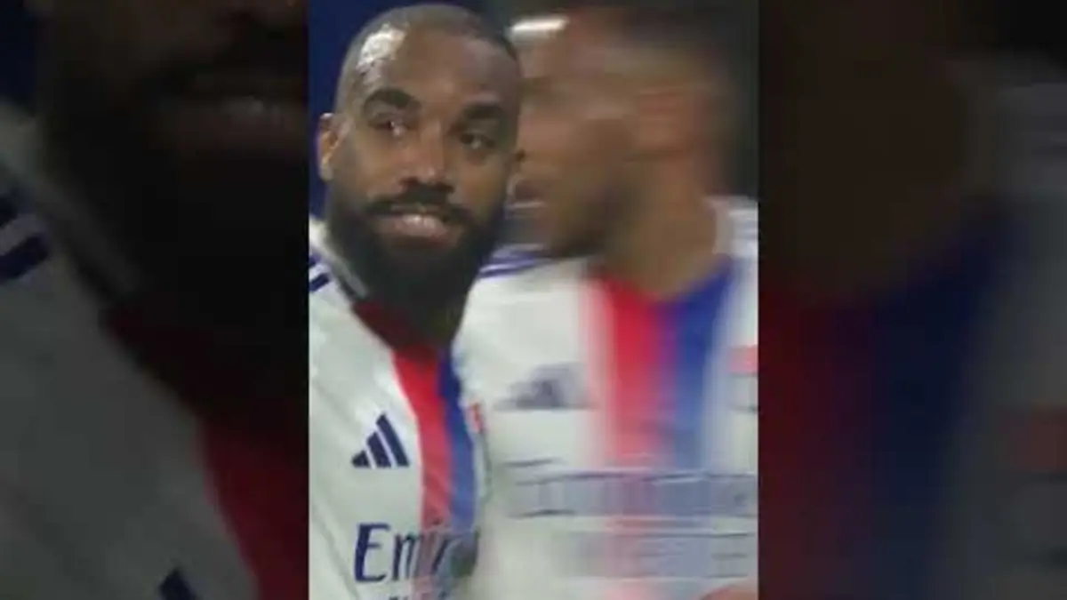 replay de Superbe but collectif de l'OL ?