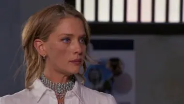 Terre d'espérance - S01 E15