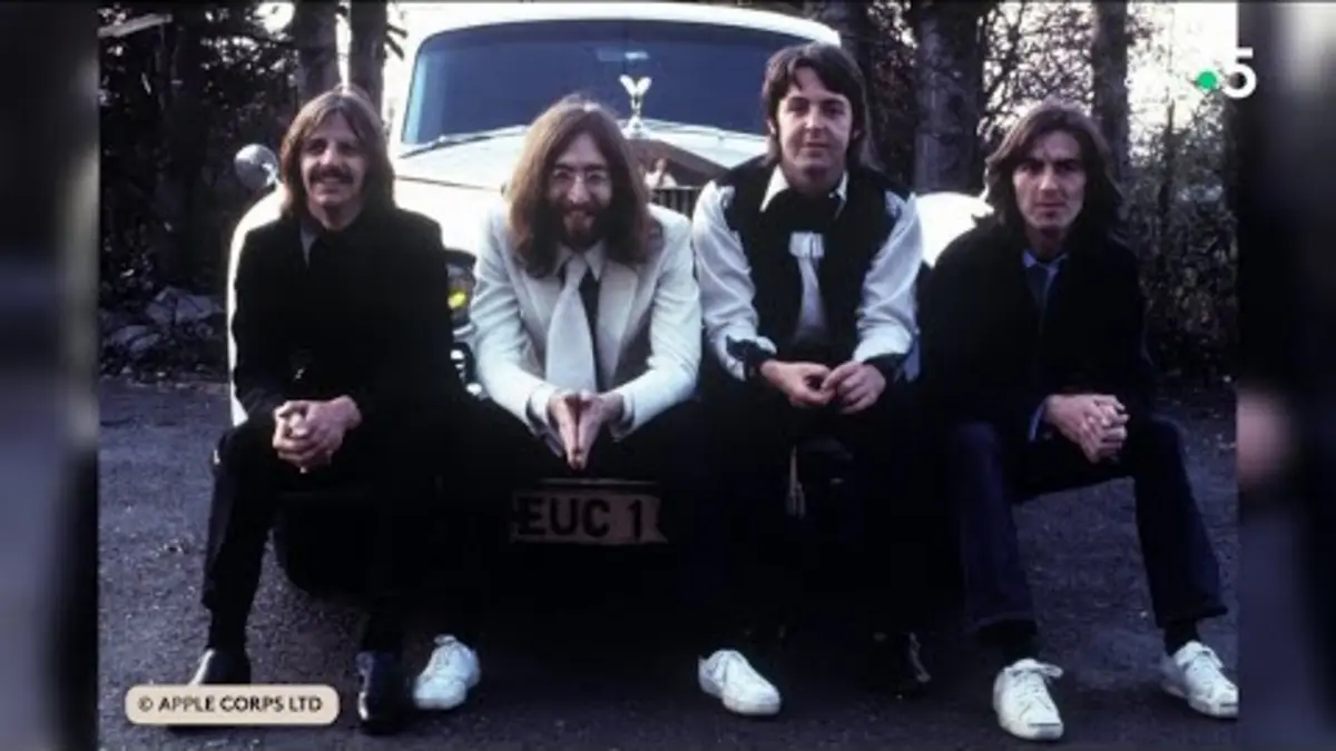 replay de The Beatles got back ! - L’Oeil de Pierre - C à Vous - 02/11/2023