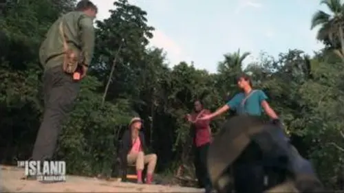 replay de The Island : Jennyfer continue d'agacer les naufragés