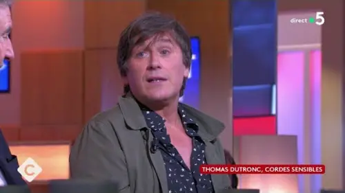 replay de Thomas Dutronc, cordes sensibles - C à Vous - 04/06/2024
