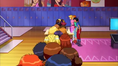 Totally Spies ! : La fureur des poupées Mandy