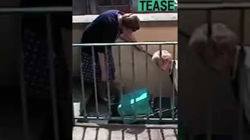 replay de Toujours en train de se disputer 😫 - Extrait Mes tantes