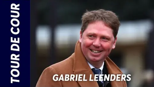 replay de TOUR DE COUR CHEZ GABRIEL LEENDERS