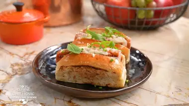 Tous en cuisine : Hot dog saucisse et rillettes de thon