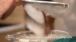Tous en cuisine : la recette du jour : Ma bûche de Noël au chocolat et à la chantilly vanille