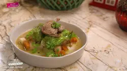 Tous en cuisine : Salade de laitue et crépinettes de cailles, foie gras