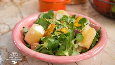 Tous en cuisine : Salade mâche, bricks à la feta et Tajine de poulet
