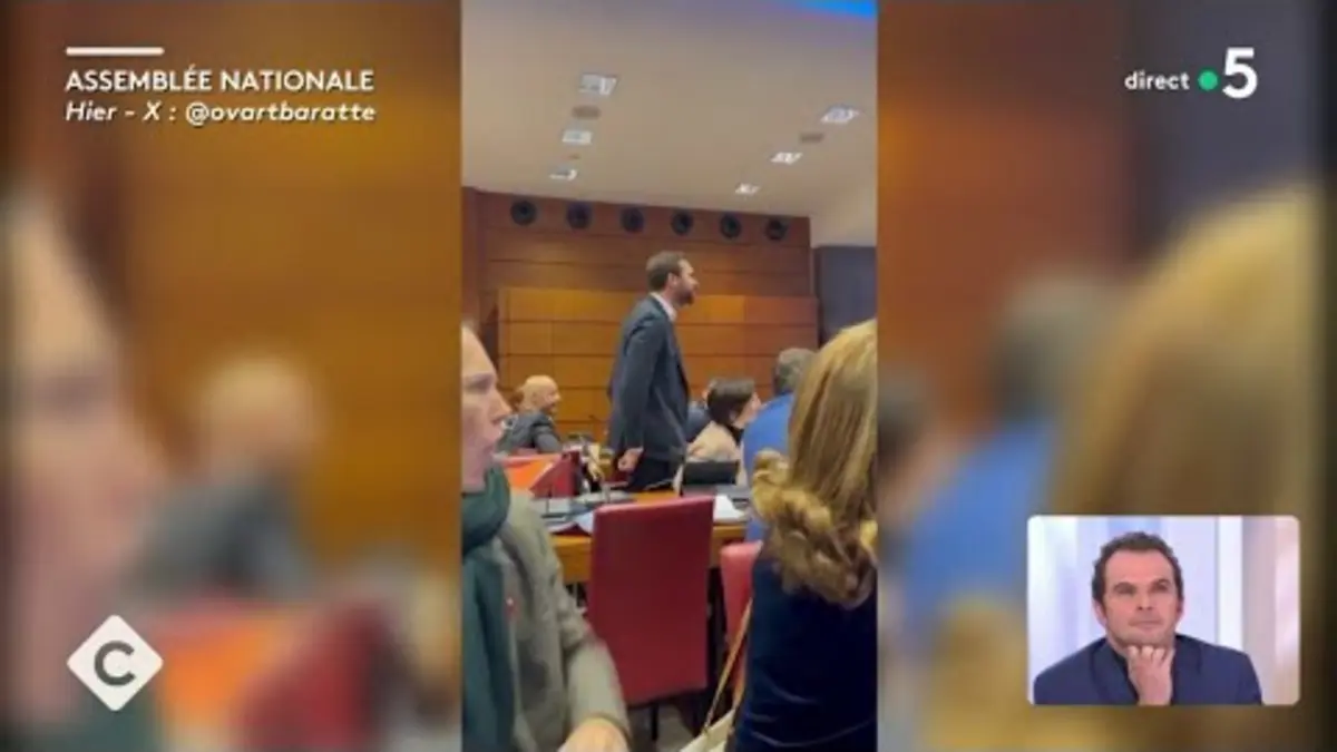 replay de Ugo Bernalicis, Cop 28 et Noël - Le 5/5 - C à Vous - 01/12/2023