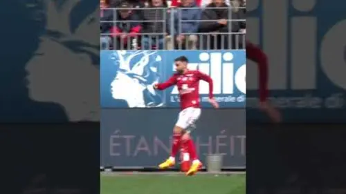 replay de Un beau travail d'équipe conclu par Kamory Doumbia ?‍☠️