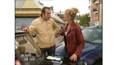 Un gars une fille - accident de voiture