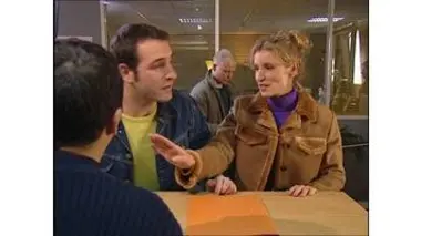 Un gars une fille - file d'attente